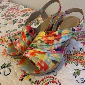 Floral Print Wedge Sandals